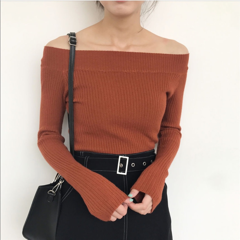 Off-shoulder top